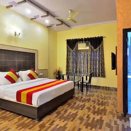 Hotel Roopa International Амритсар Экстерьер фото