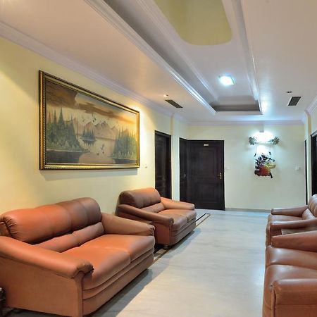 Hotel Roopa International Амритсар Экстерьер фото